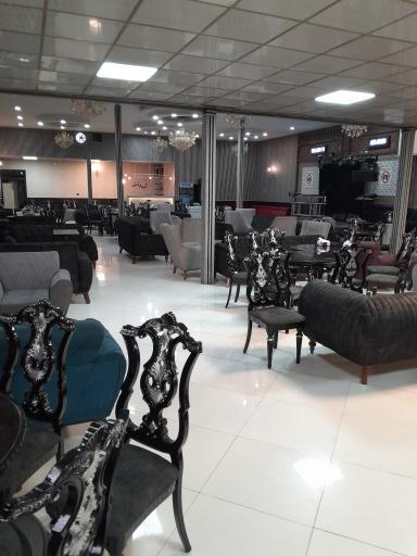 عکس باغچه رستوران آب و آتش