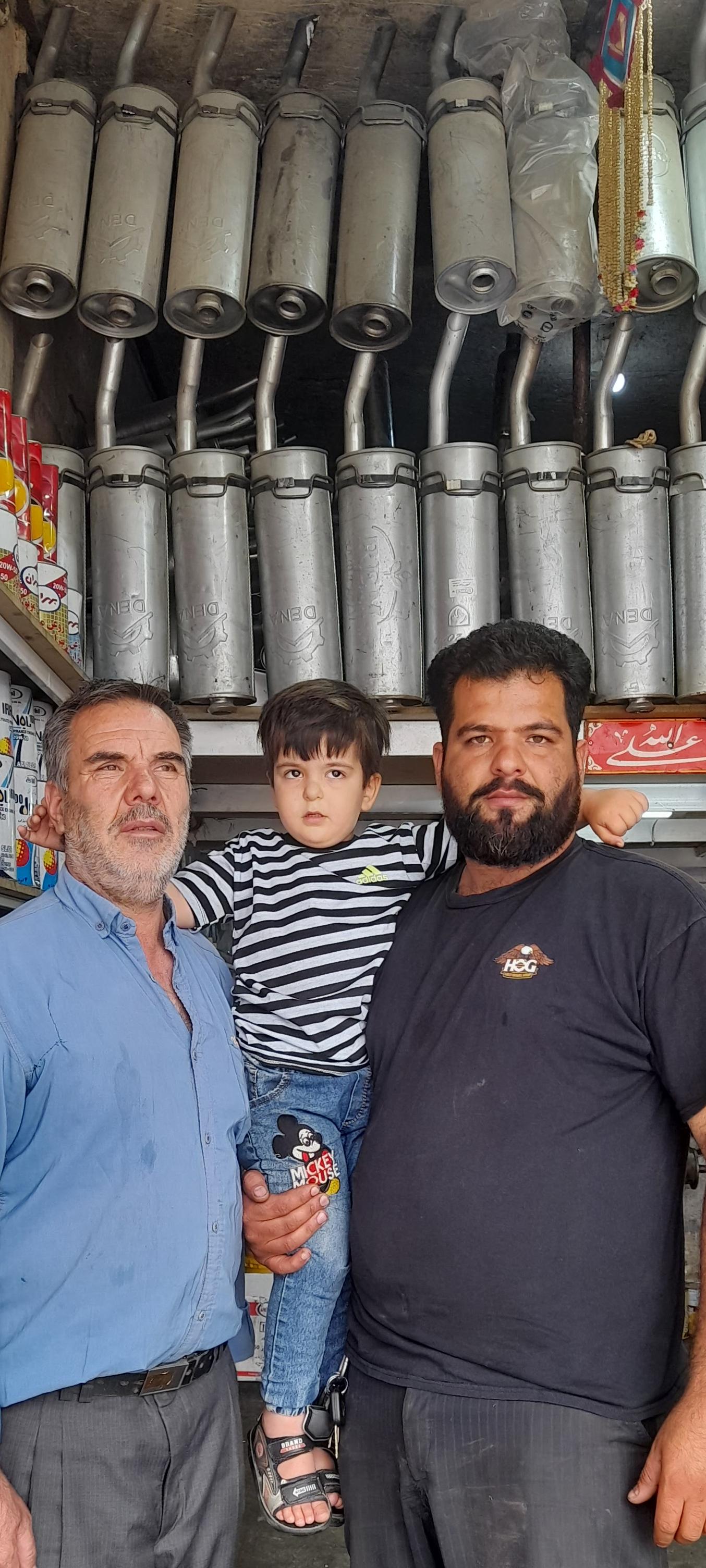 عکس تعویض روغنی و اگزوزسازی مهدی