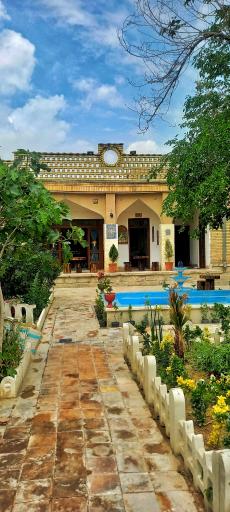 عکس کافه رستوران سنتی سینی مسی رویال