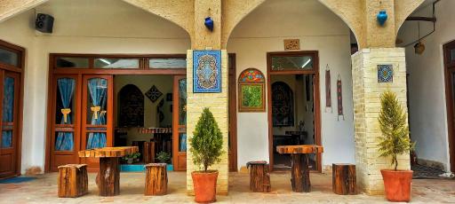 عکس کافه رستوران سنتی سینی مسی رویال