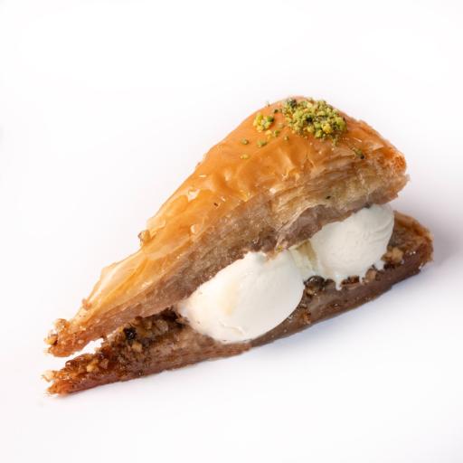 عکس کافه باقلوا علی حان