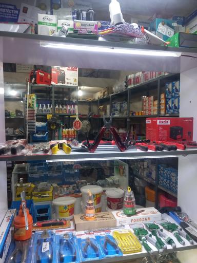 عکس رنگ و ابزار ماهان