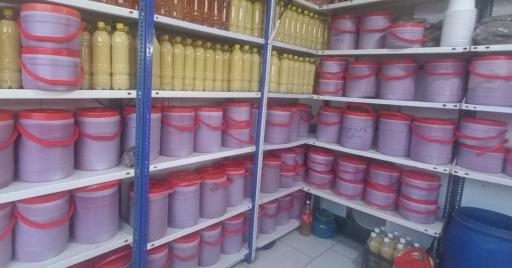 عکس پخش رب و آبگیری آبلیمو آبغوره محمدی