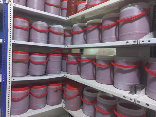 عکس پخش رب و آبگیری آبلیمو آبغوره محمدی