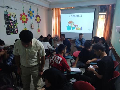 عکس آکادمی زبان یوتاک