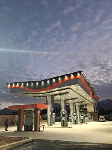 عکس پمپ بنزین الماس یقطین