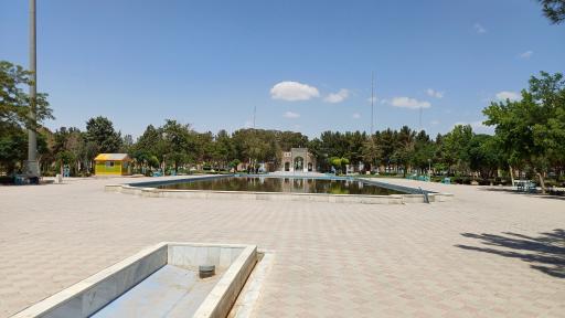 عکس امامزاده سید حمزه (باغمزار)