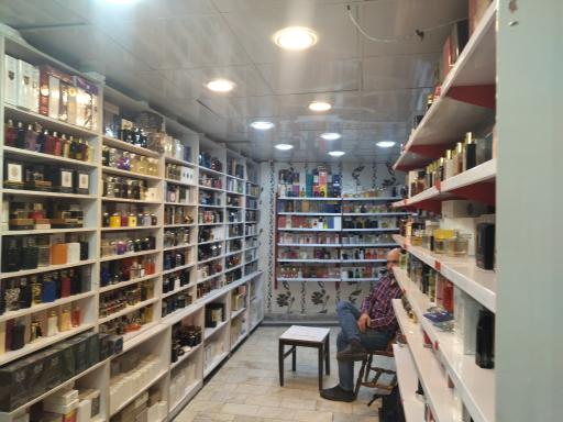 عکس فروشگاه تسترمن