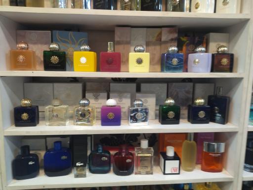 عکس فروشگاه تسترمن