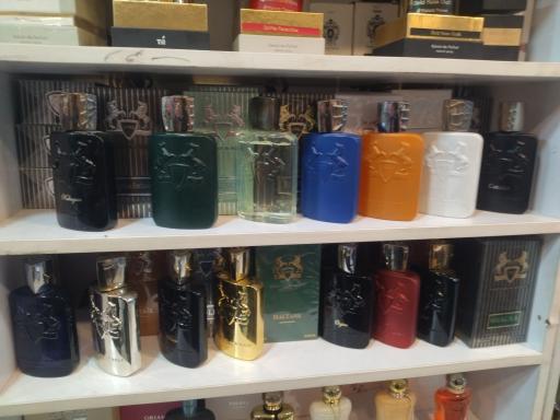 عکس فروشگاه تسترمن