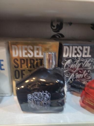 عکس فروشگاه تسترمن