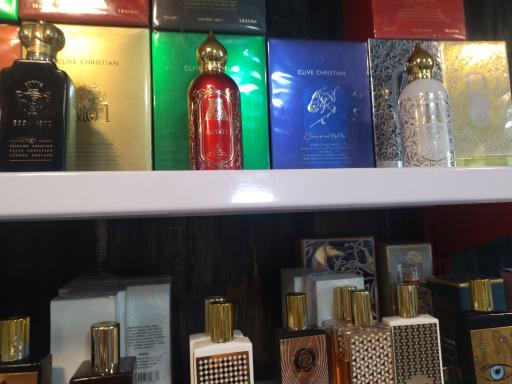 عکس فروشگاه تسترمن