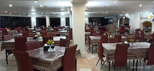 عکس رستوران معراج