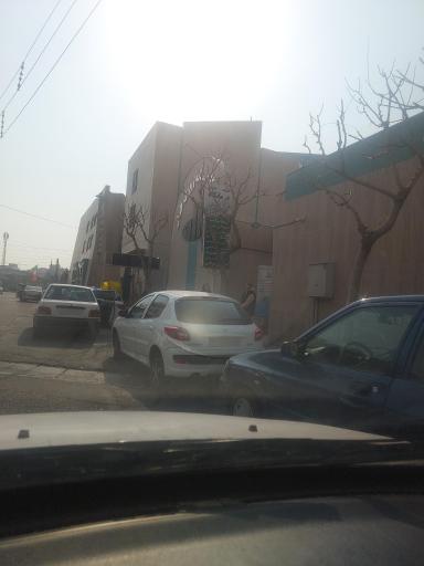 عکس درمانگاه شبانه روزی حنانه