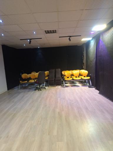 عکس اموزشگاه بازیگری خانه نمایش 