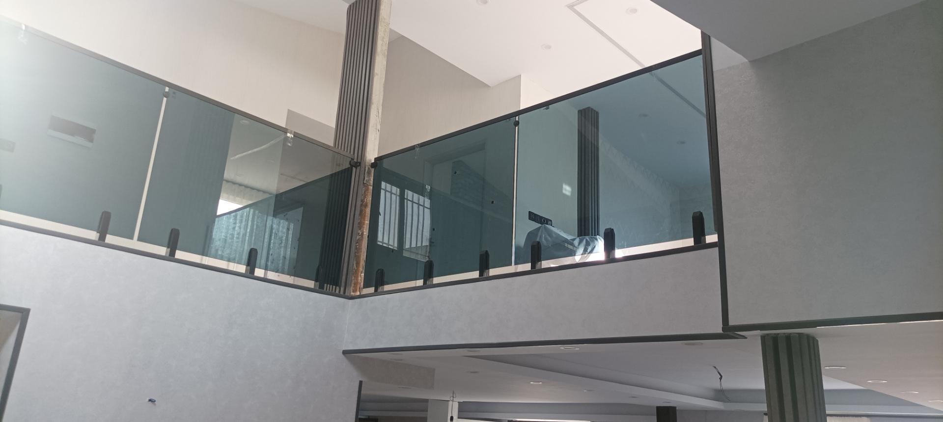 عکس مامین سازه