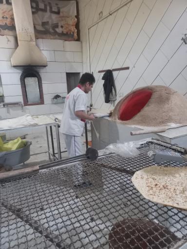 عکس نانوایی تنوری گل گندم