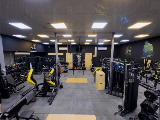 عکس مجموعه ورزشی خلیج فارس