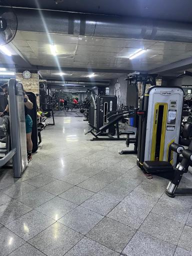 عکس باشگاه بدنسازی عباسیان