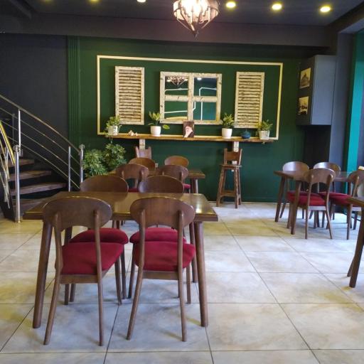 عکس کافه رستوران ازمیر