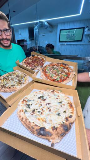 عکس پیتزا چیبو