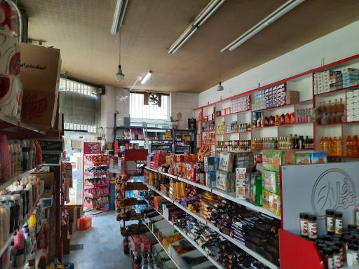 عکس سوپر مارکت ولی عصر 