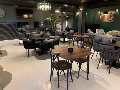 عکس کافه رستوران لئو در کرمانشاه