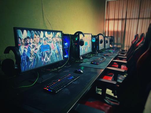 عکس گیم سنتر تایتان