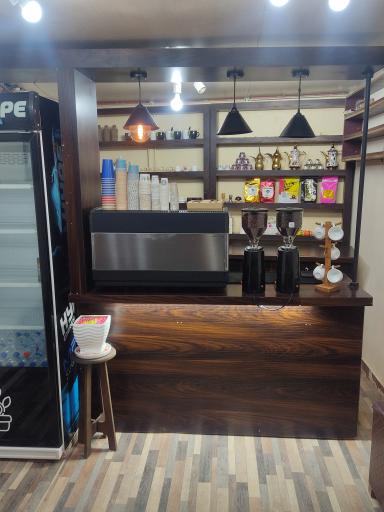 عکس علی کافه