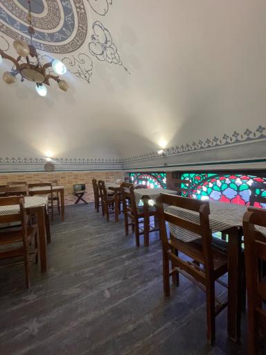 عکس کافه صبحانه درباری