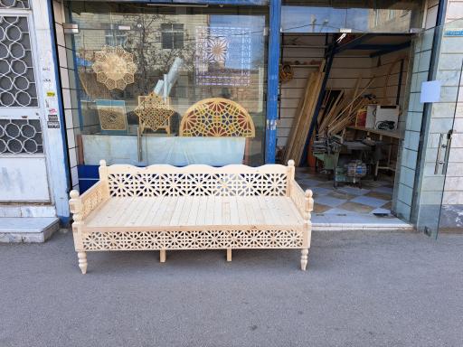 عکس کارگاه دنیای چوبی