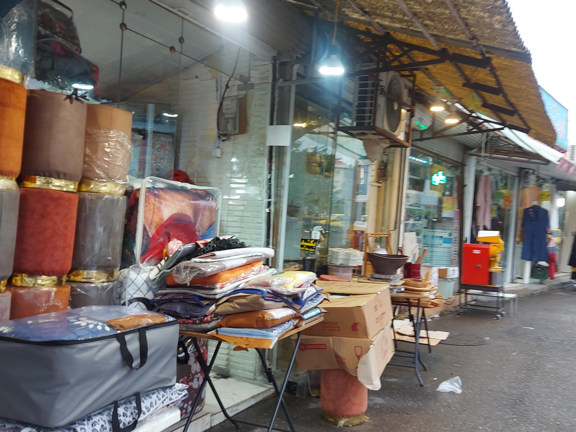 عکس بازار آستارا خان