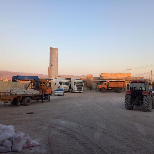 عکس مصالح فروشی دولت شناس