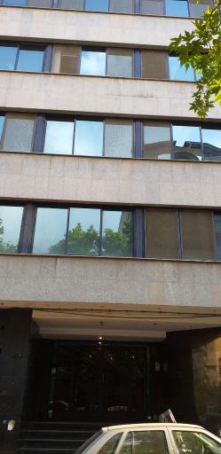 عکس مطب خانم دکتر معینی