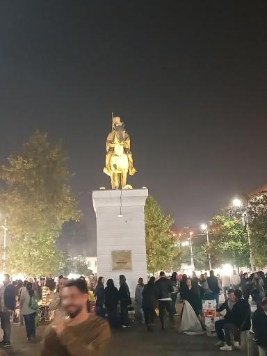 عکس میدان شهرداری رشت