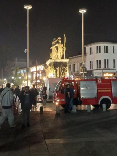 عکس میدان شهرداری رشت