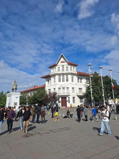 عکس میدان شهرداری رشت