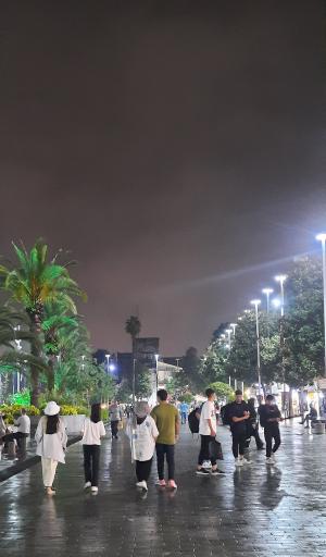 عکس میدان شهرداری رشت