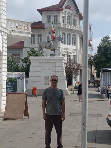 عکس میدان شهرداری رشت