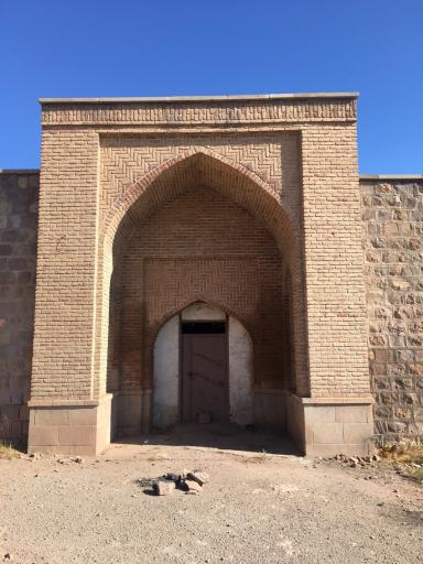 عکس کاروانسرای شاه عباسی گویجه بئل