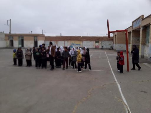 عکس مدرسه اپتدایی معلم  روستای موته