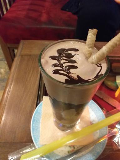 عکس کافه موزه رشت