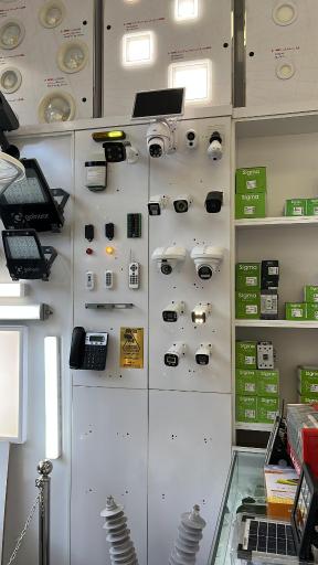 عکس الکترو تراست