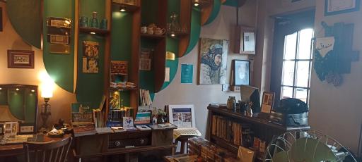 عکس کافه موزه رشت