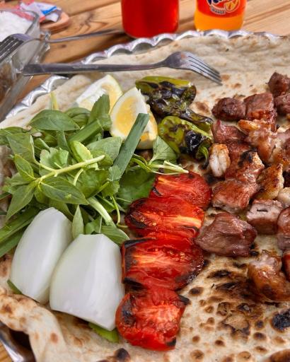 عکس کبابی عمو مصی