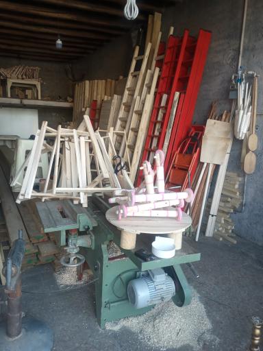 عکس کارگاه نجاری حاج حبیب