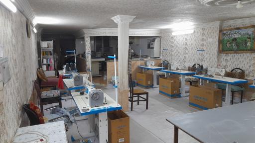 عکس کارگاه خیاطی عالی پوش