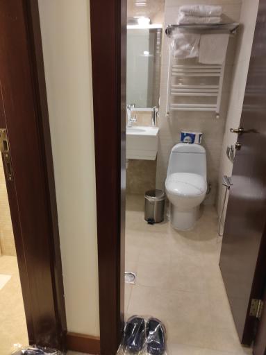 عکس هتل لاله ثامن