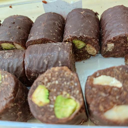 فروشگاه الماس محصولات غذایی و سنتی یزد و اصفهان