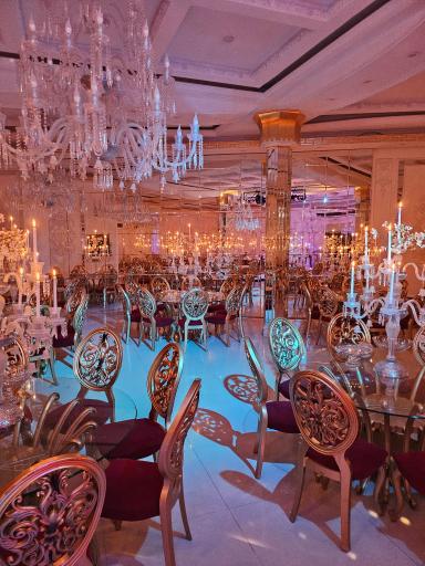 عکس تالار پذیرایی داریوش